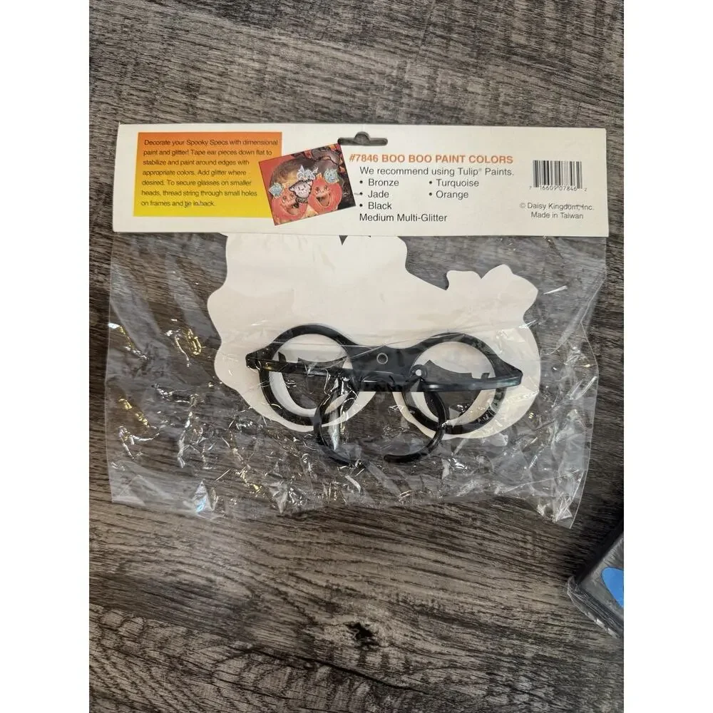 Vintage Halloween Party Favor Bags 160+ & Pair Spooky Specs Boo Treats Pumpkin